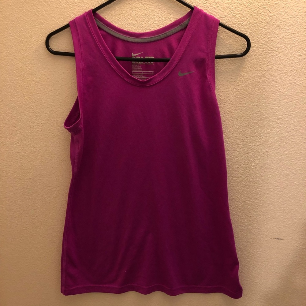 🛍Nike DRI-FIT tank top Size Medium